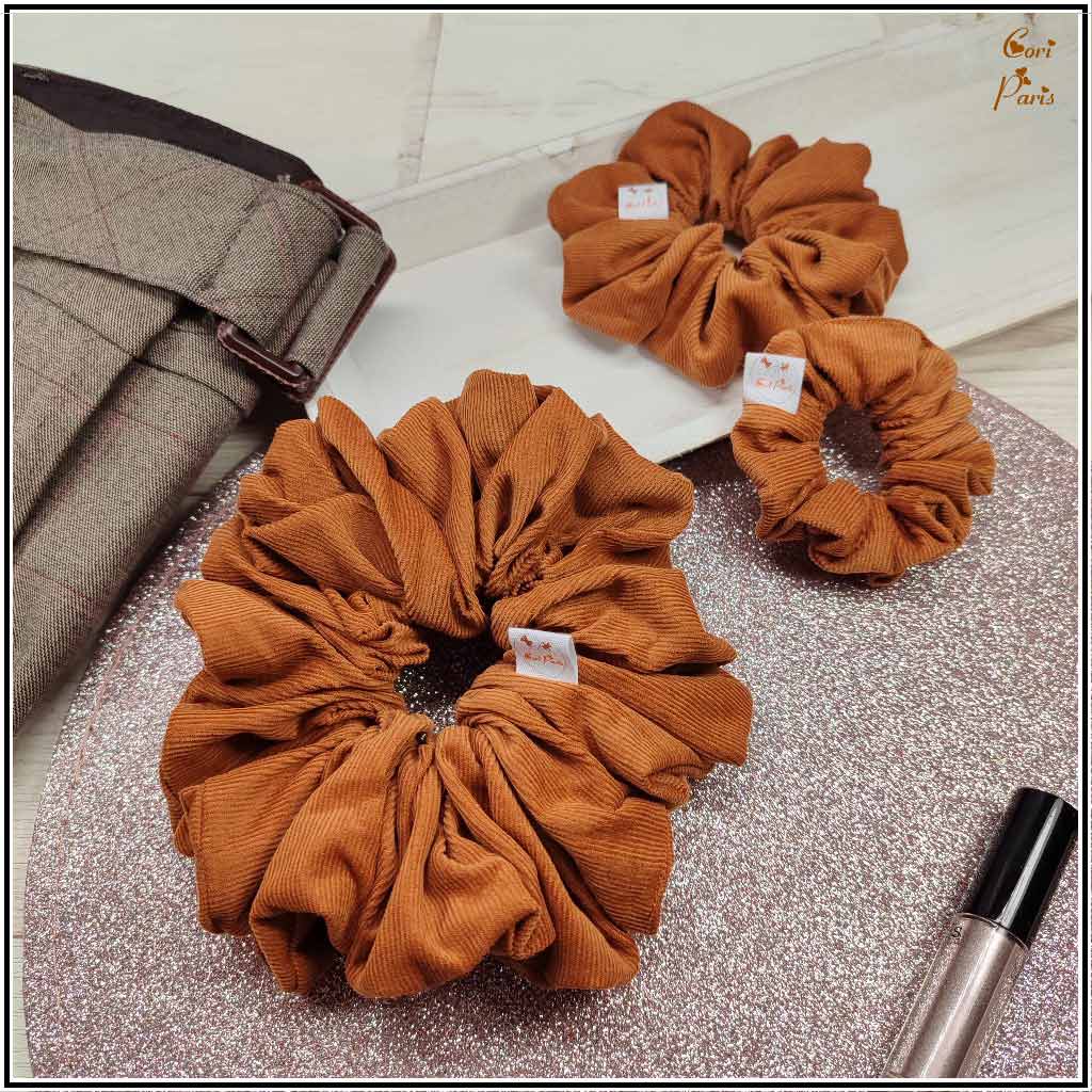MADRID caramel velvet hair scrunchies - Image 2